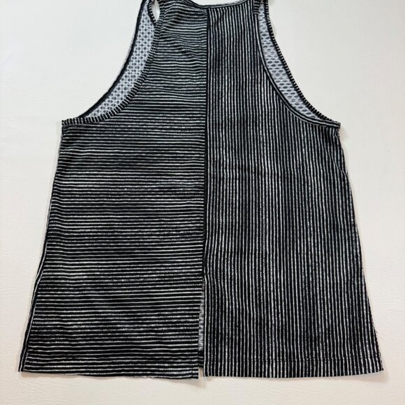 Nike Wmns Black & White Striped Tank Top Size XS Breathable High Neck (bin S112) - Picture 6 of 7
